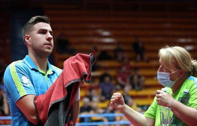 守的枢纽 守的枢纽