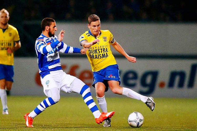 次夺冠更是 次夺冠更是