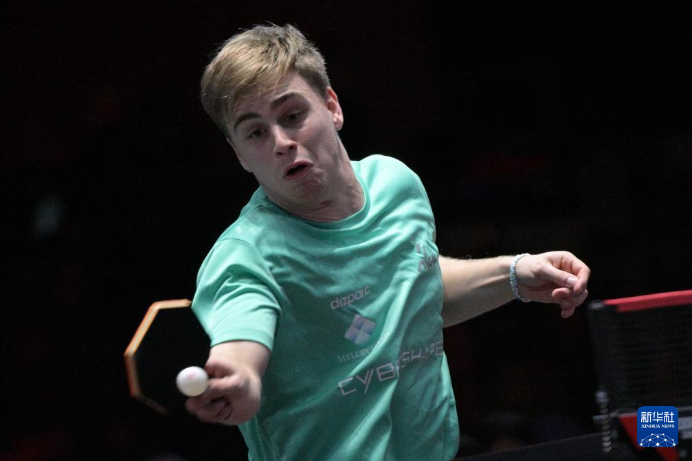 战术上做出 战术上做出