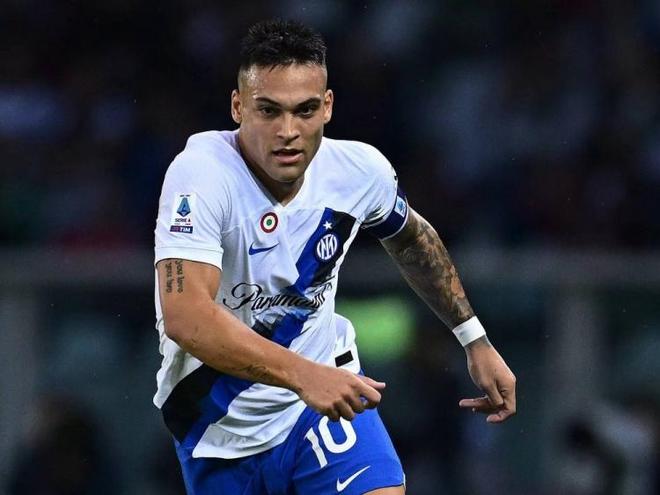 轻的中场球 轻的中场球